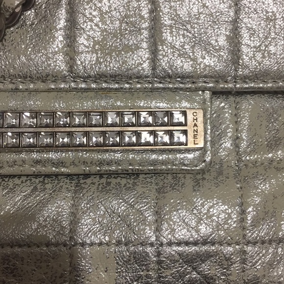 Small Chanel bag - Picture 2 of 7